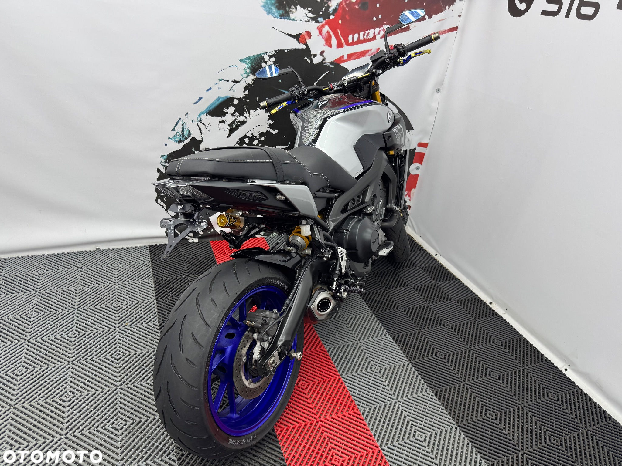 Yamaha MT - 12