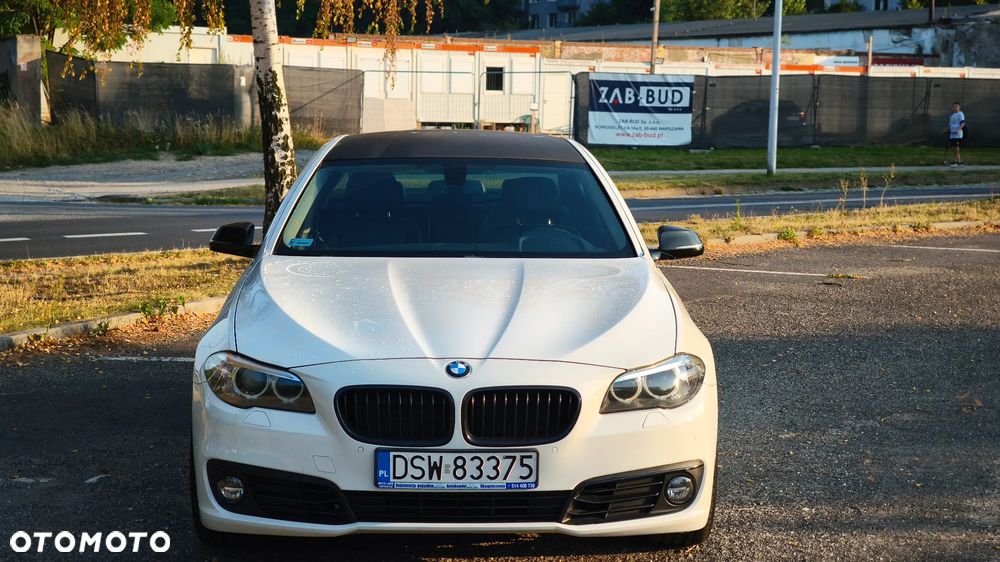 BMW Seria 5 520d Luxury Line - 15
