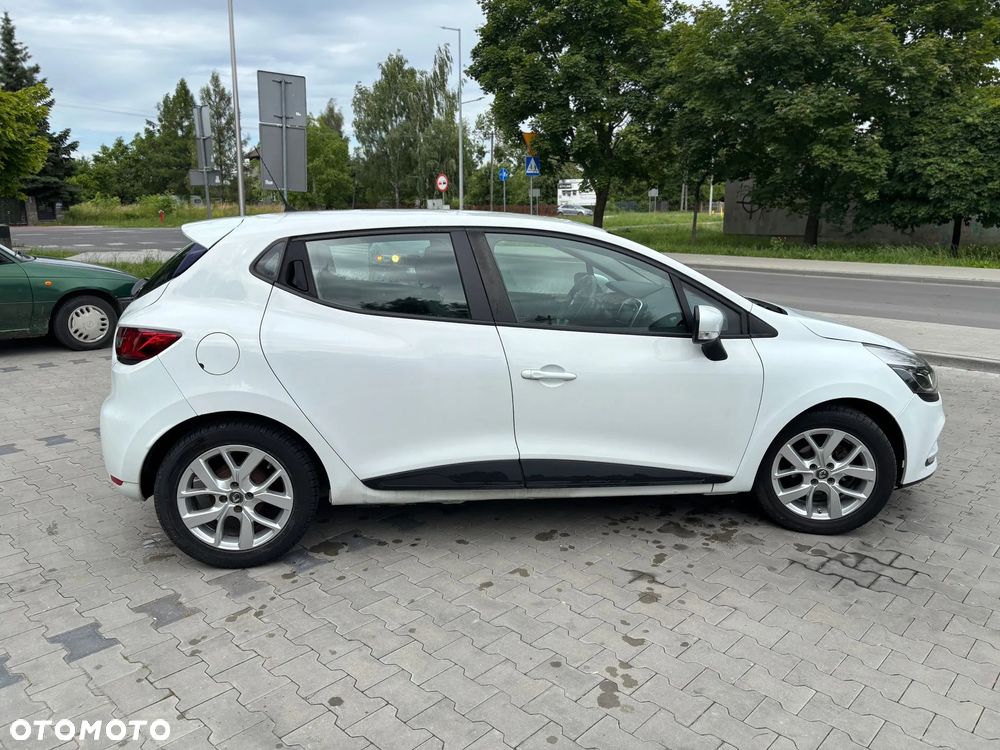 Renault Clio 1.2 16V Business Euro6 - 4