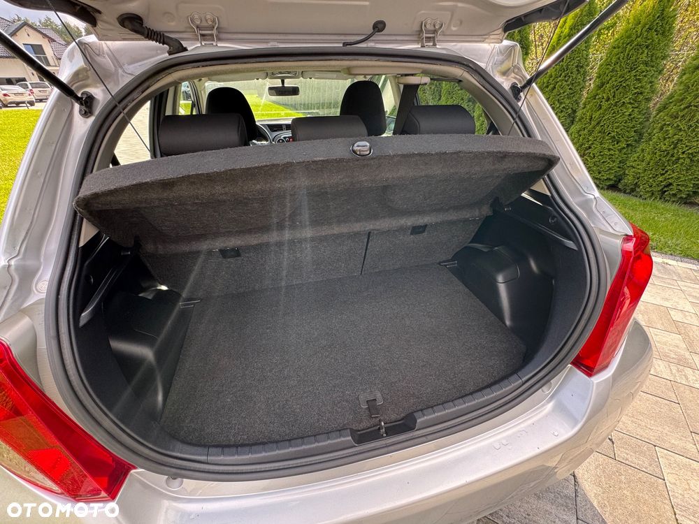 Toyota Yaris 1.0 Sol - 12