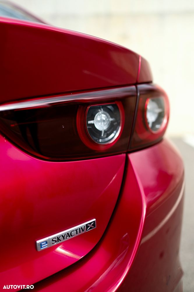Mazda 3 e-Skyactiv X186 AT MHEV GT+ - 7