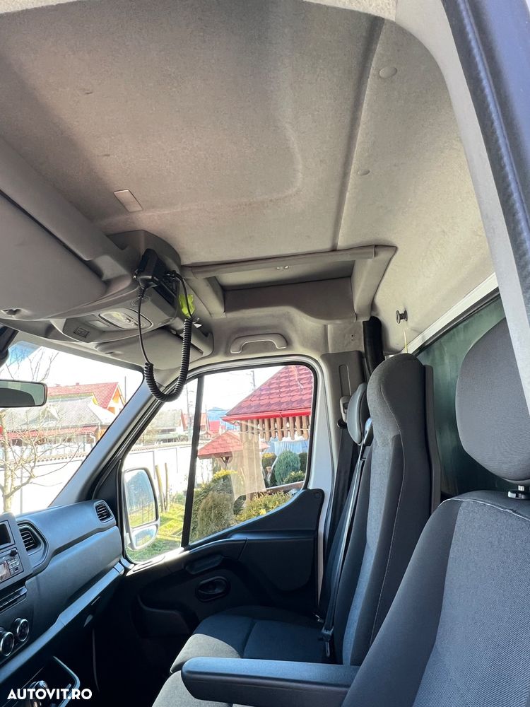 Renault Master 2.3 Blue 135 TT Furgon CD 3,5t L3H2 9 m3 - 7