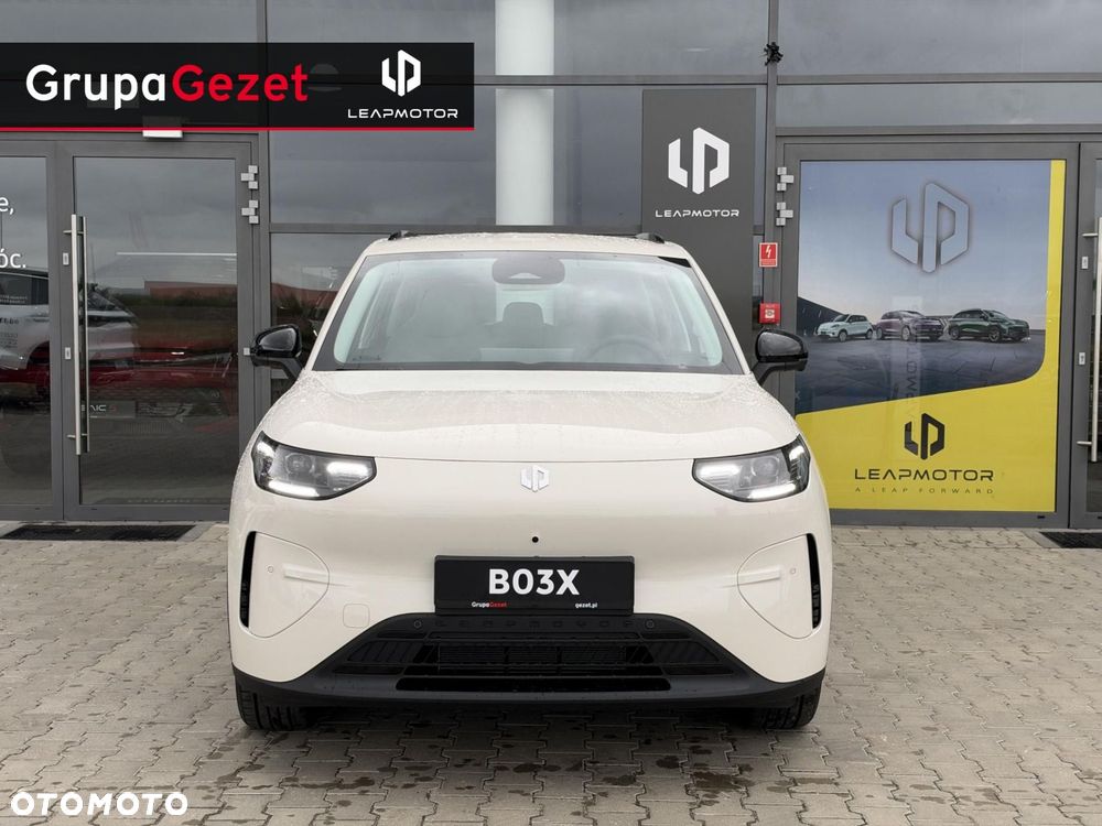 Leapmotor B03X - 2