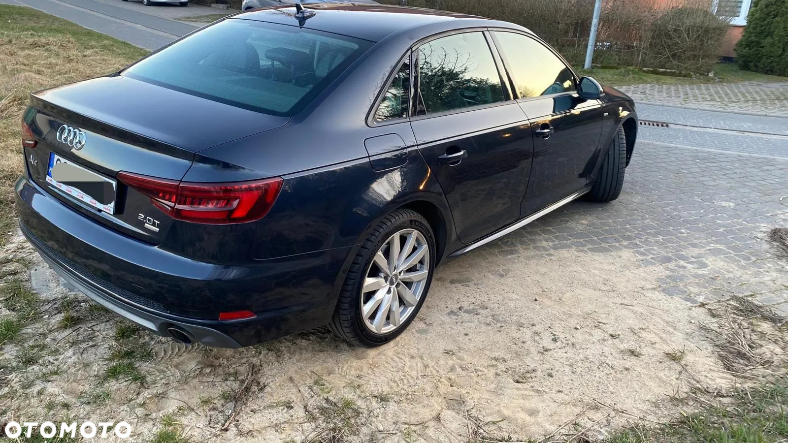 Audi A4 2.0 TFSI ultra S tronic - 16