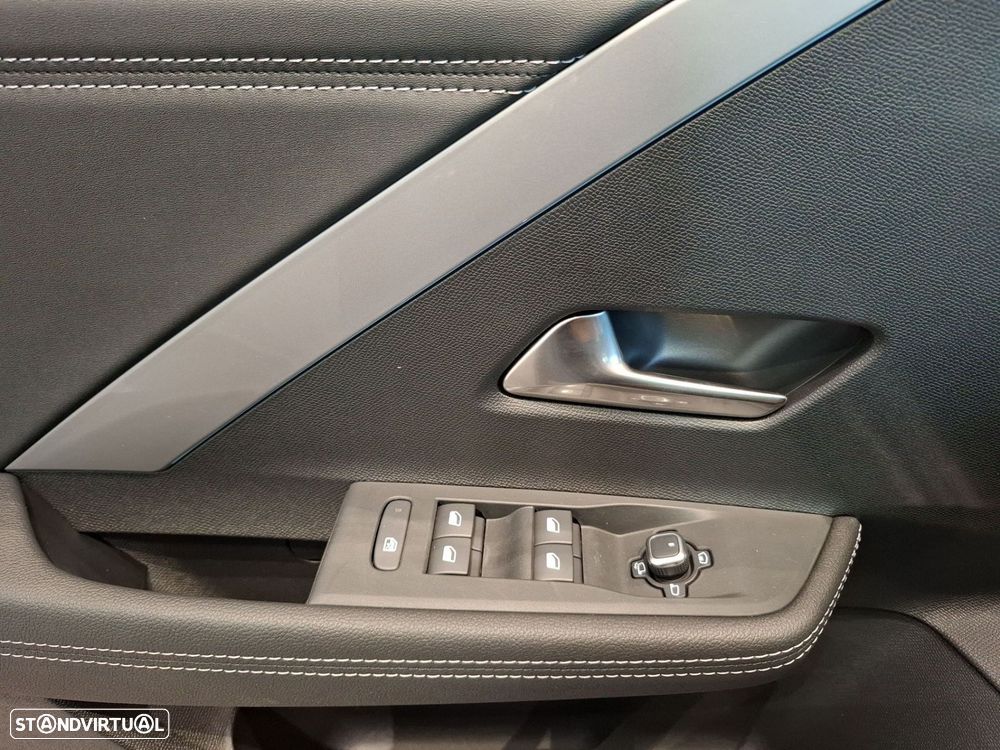 Opel Astra 1.6 T Hybrid Plug-In GS — fotografia 20