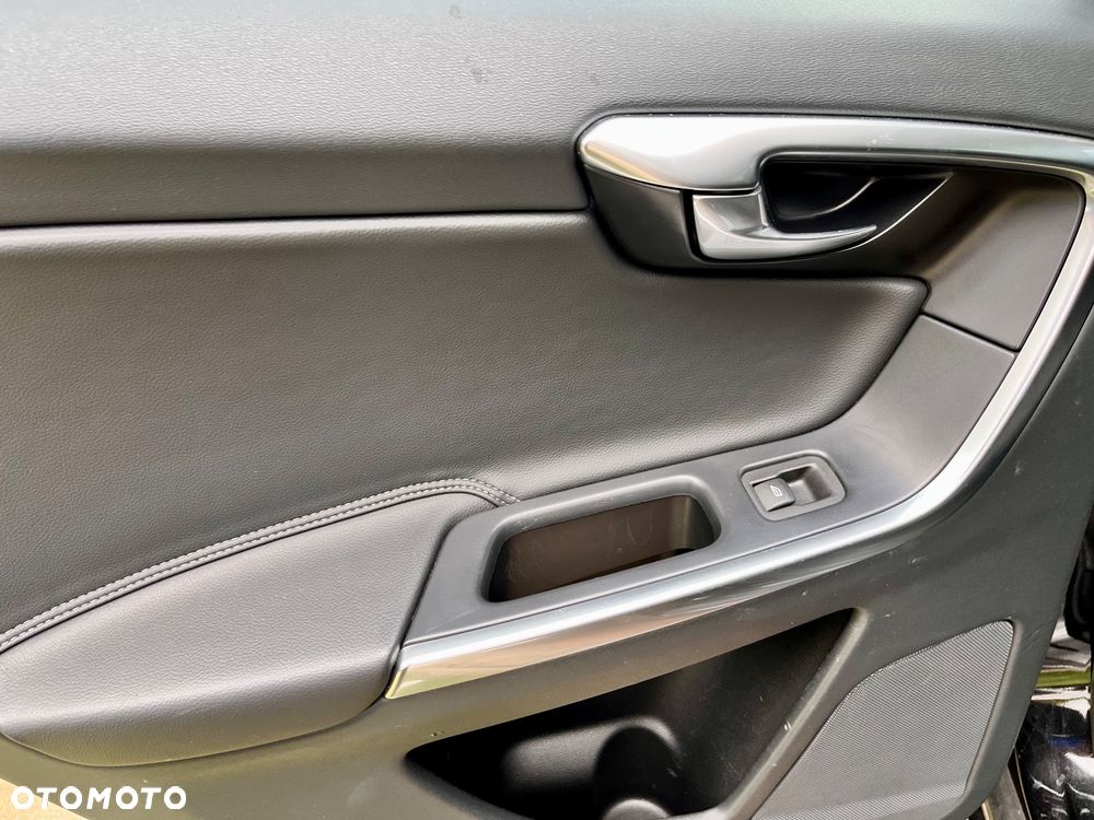 Volvo XC 60 D3 Inscription - 29