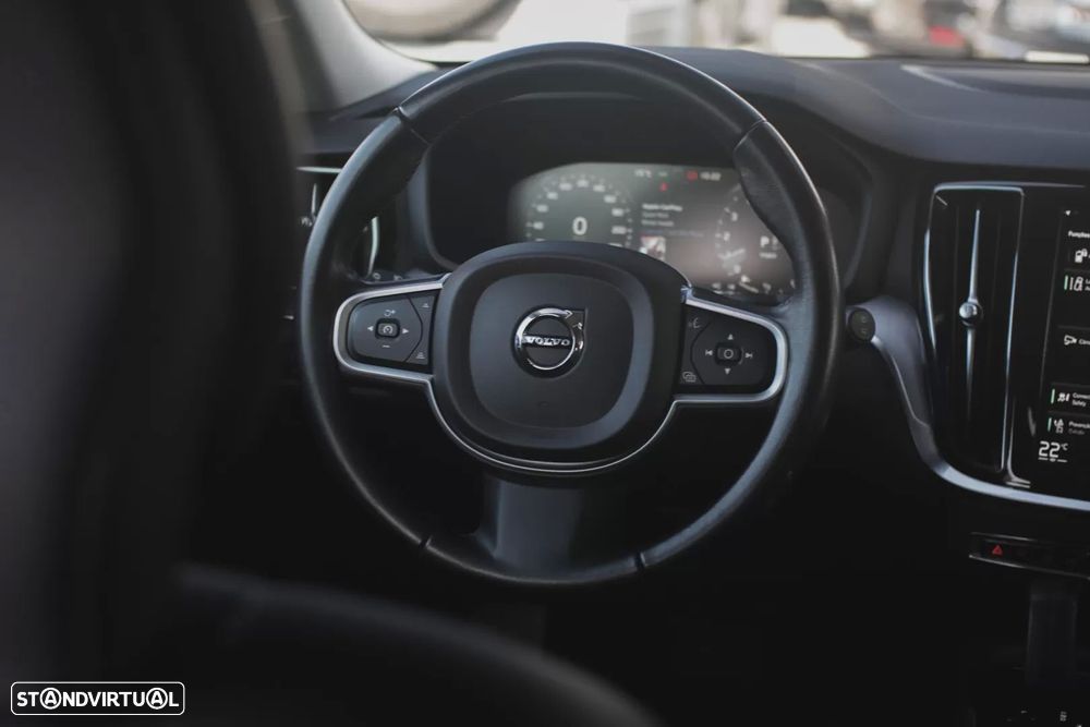 Volvo V60 2.0 T6 AWD TE R-Design - 33
