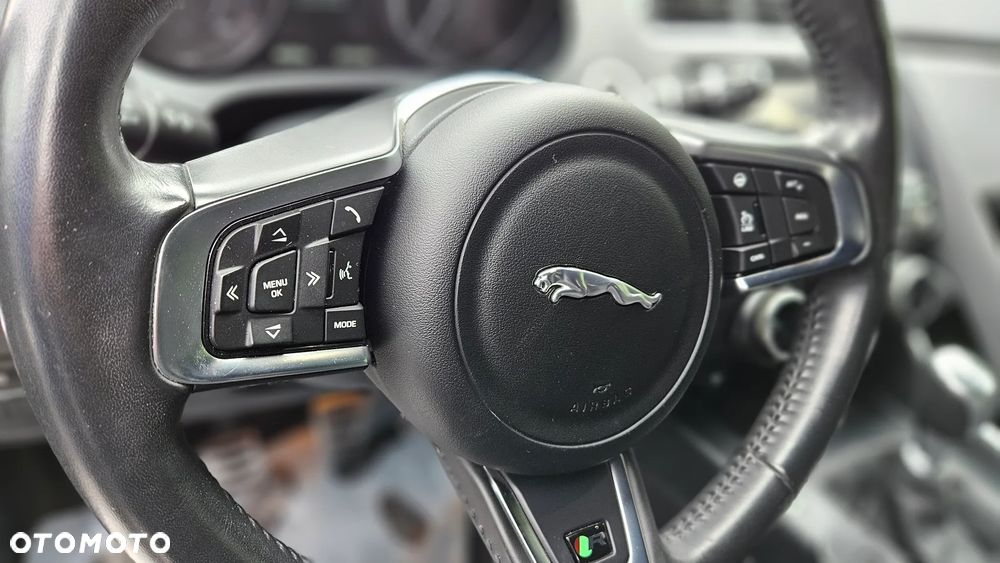 Jaguar E-Pace D150 R-Dynamic S - 20