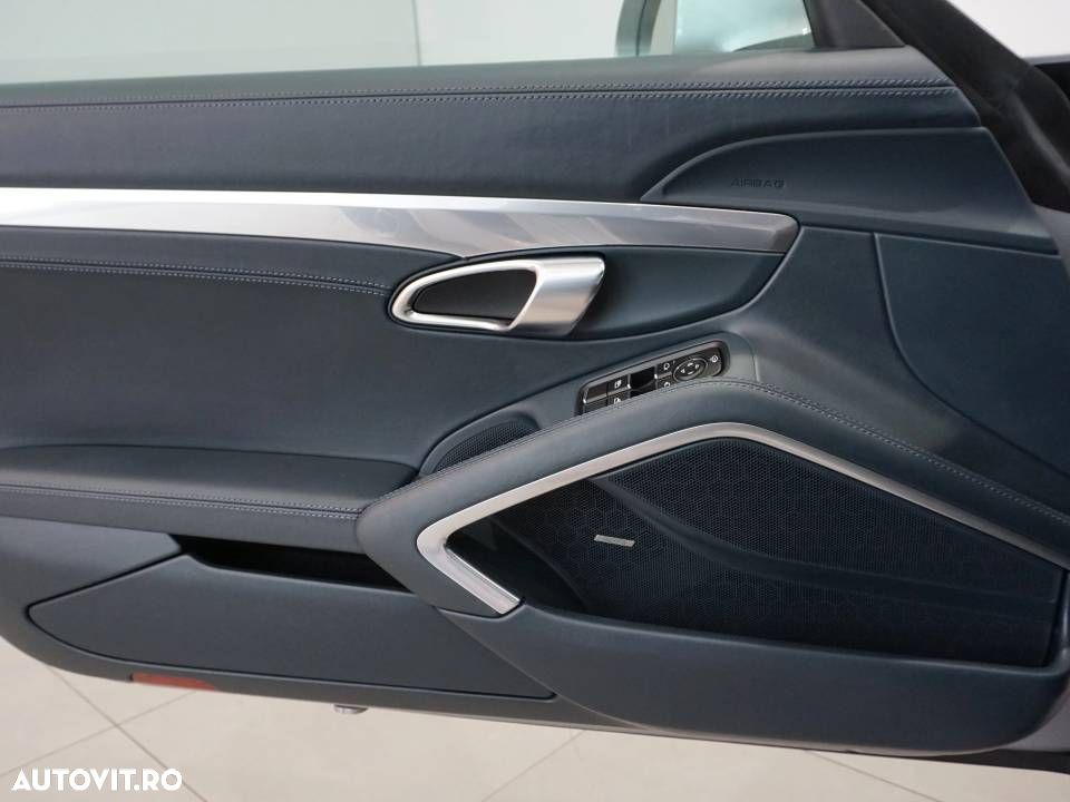 Porsche Boxster 718 PDK - 23