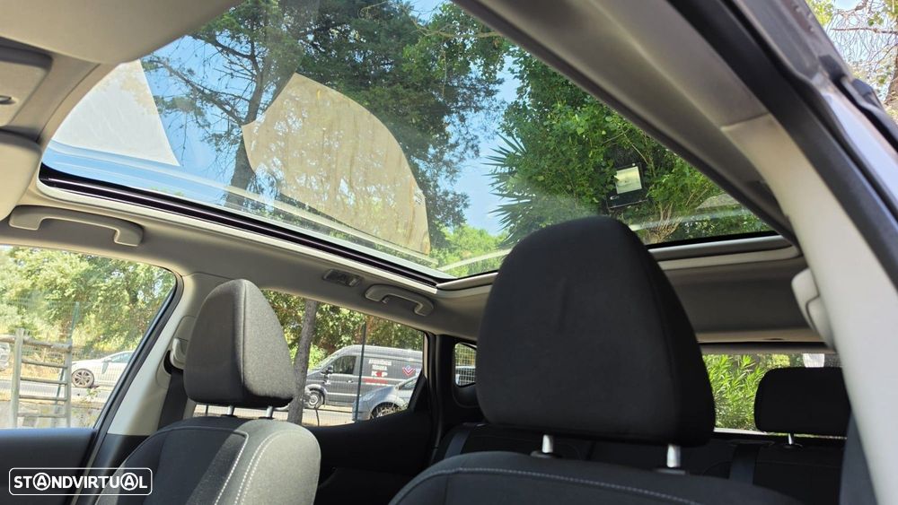 Nissan Qashqai 1.5 dCi Tekna — fotografia 9