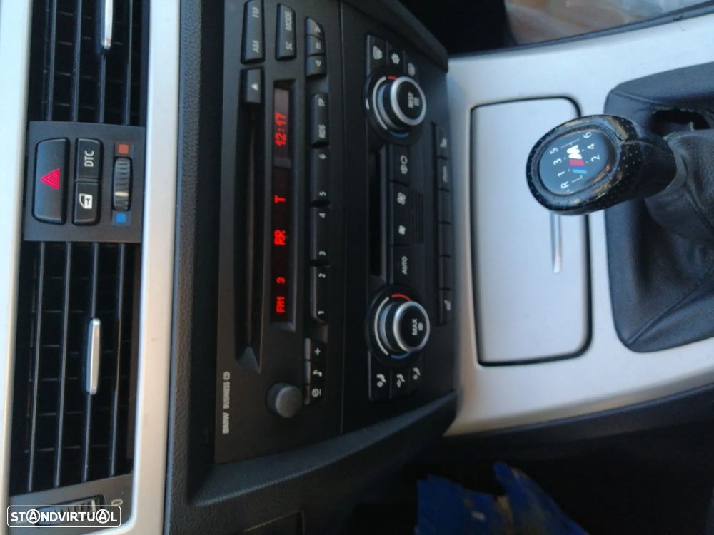 BMW 318 d LifeStyle - 7