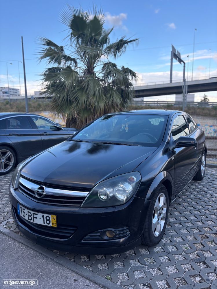 Opel Astra GTC 1.3 CDTI - 1