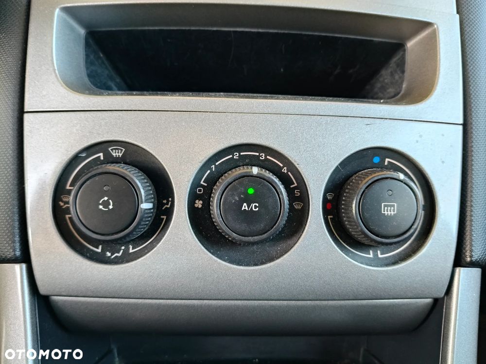 Peugeot 308 1.6 Trendy - 17