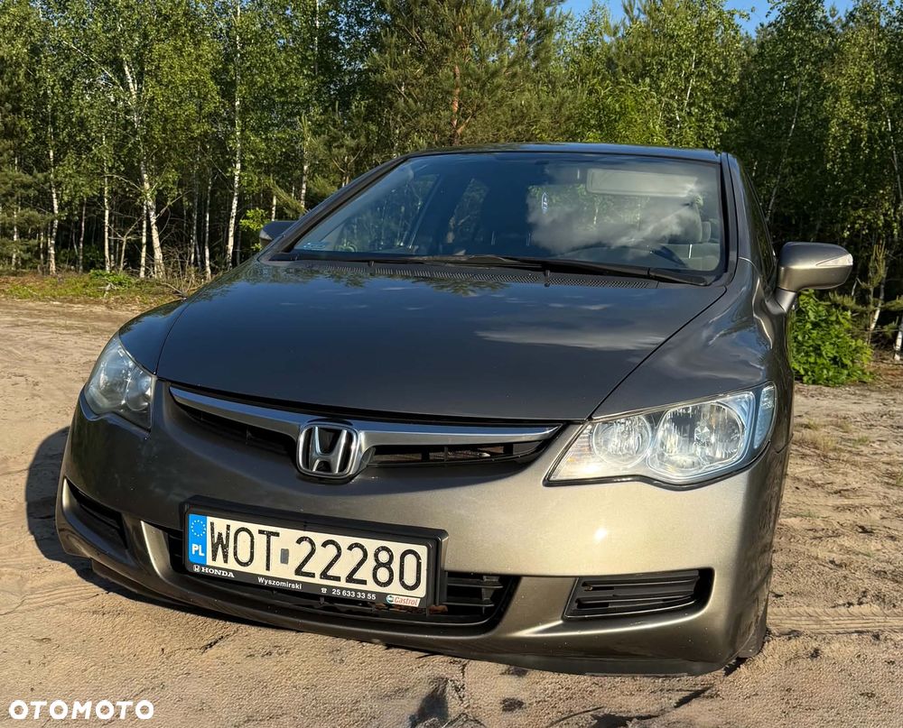 Honda Civic 1.8 Comfort - 11