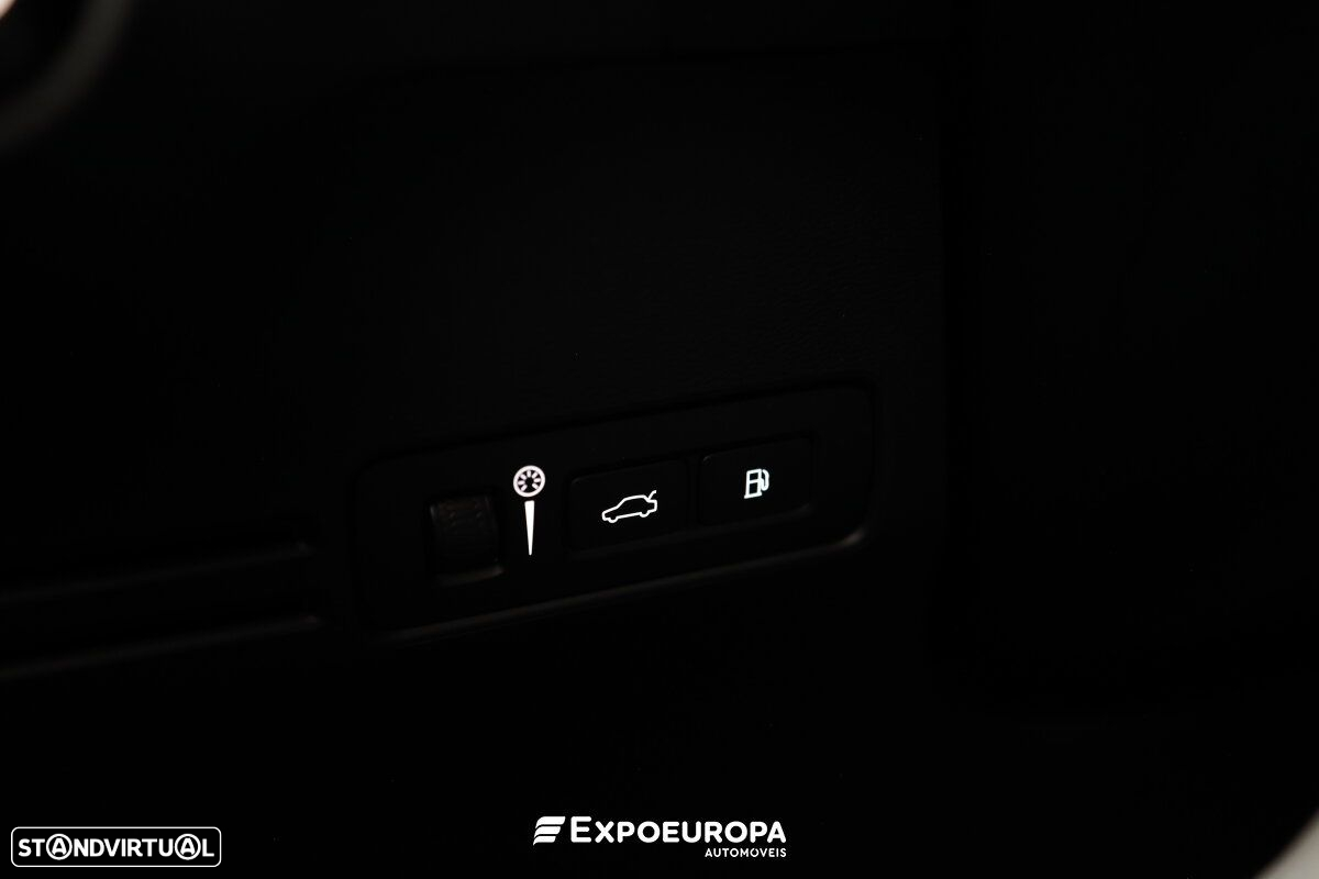 Volvo XC 40 1.5 T5 PHEV Inscription - 27
