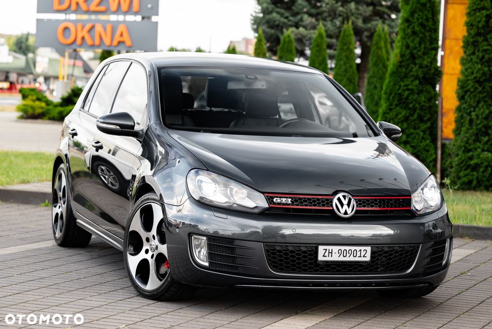 Volkswagen Golf 2.0 GTI DSG - 4