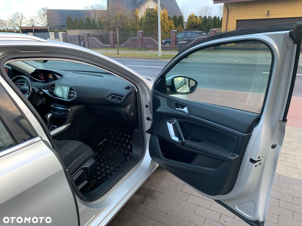 Peugeot 308 BlueHDi 120 EAT6 Stop & Start Business-Line - 21