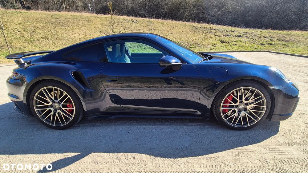 Porsche 911 Turbo - 4