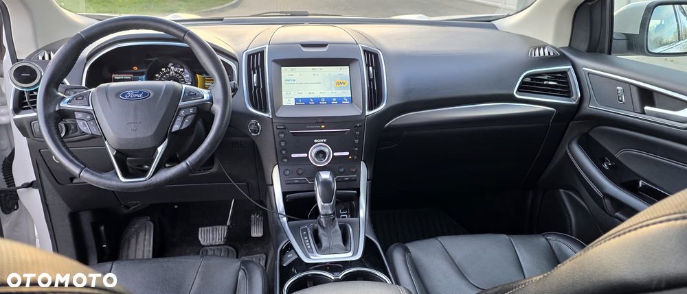 Ford Edge - 8