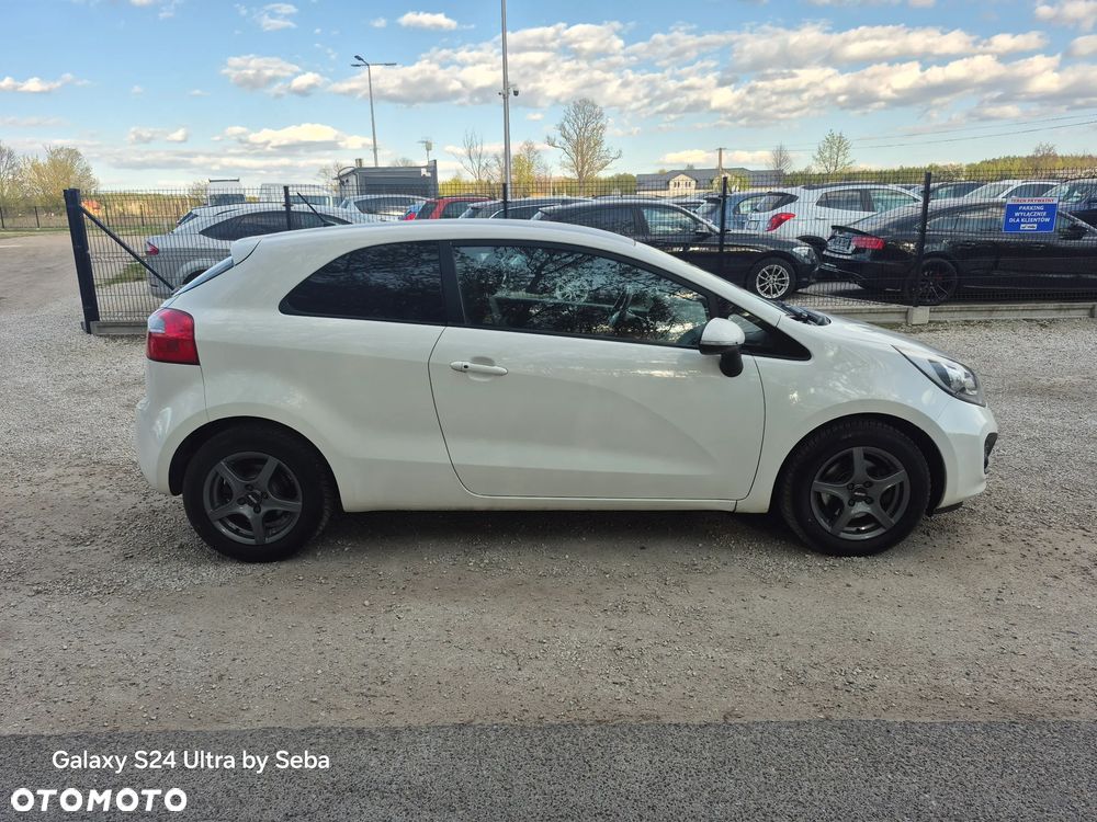 Kia Rio 1.2 Business Line - 5