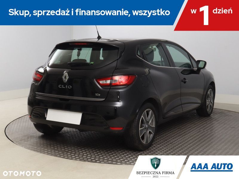 Renault Clio - 7