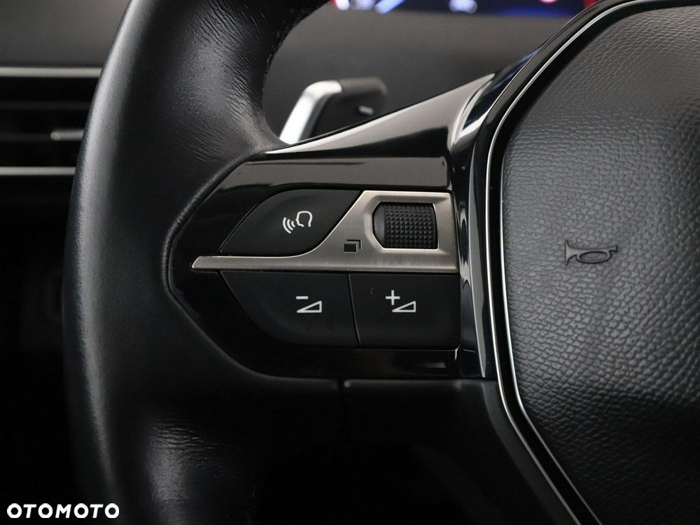 Peugeot 3008 1.6 BlueHDi Allure S&S EAT6 - 31