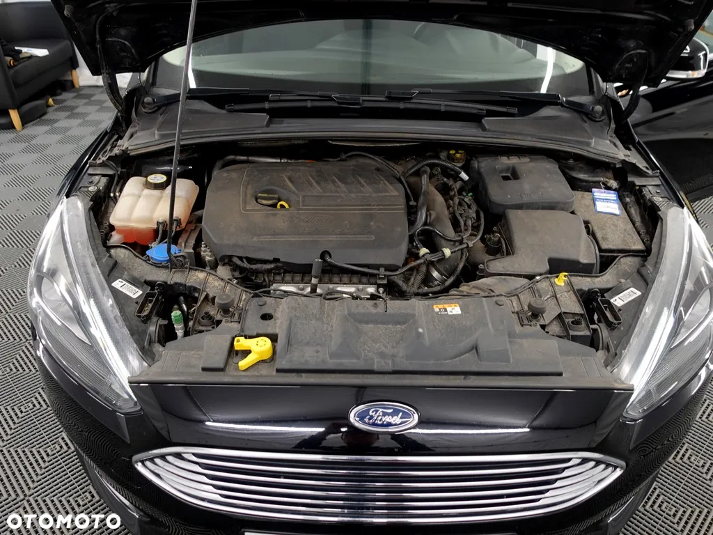 Ford Focus 1.5 EcoBoost Titanium - 39