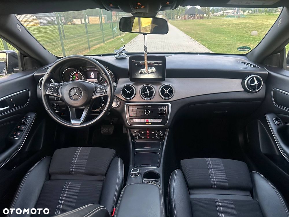 Mercedes-Benz CLA - 19