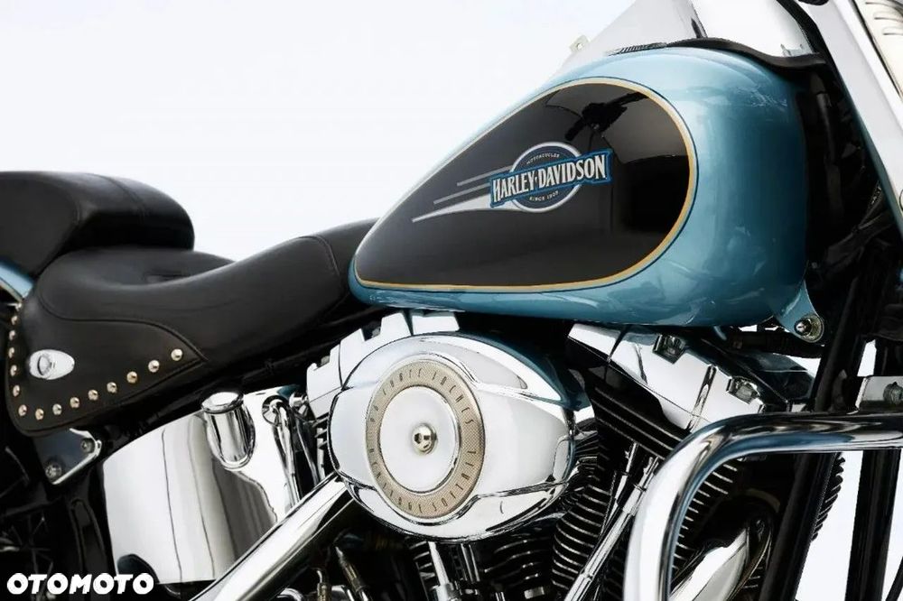 Harley-Davidson Softail Heritage Classic - 27