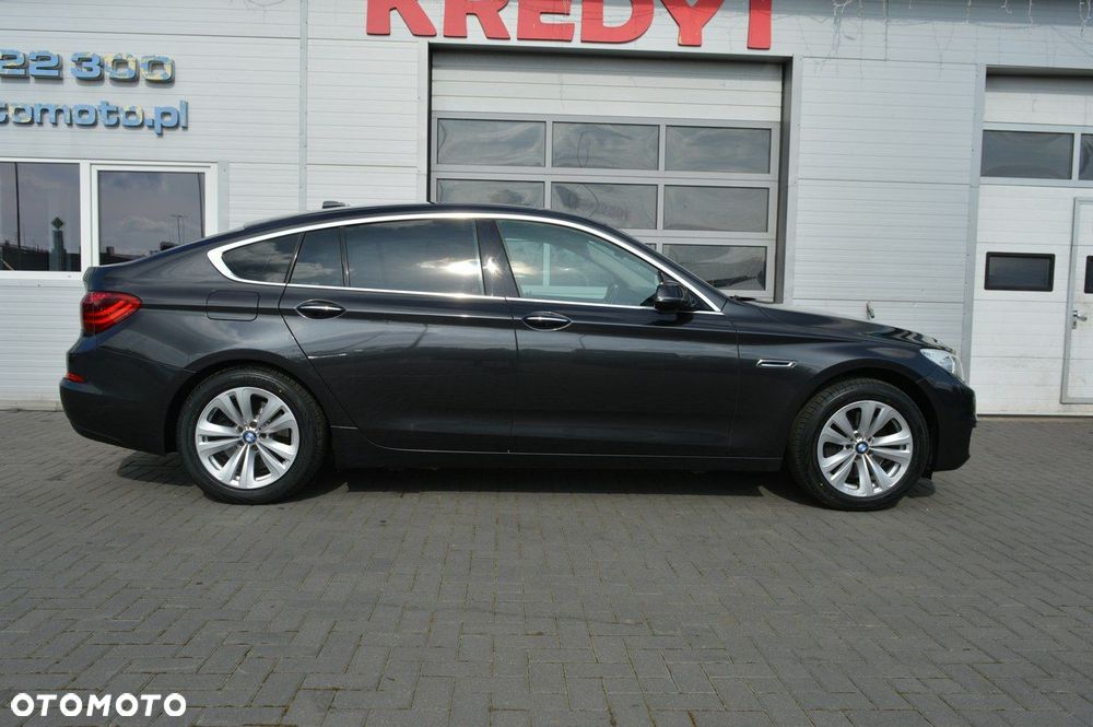BMW 5GT - 13