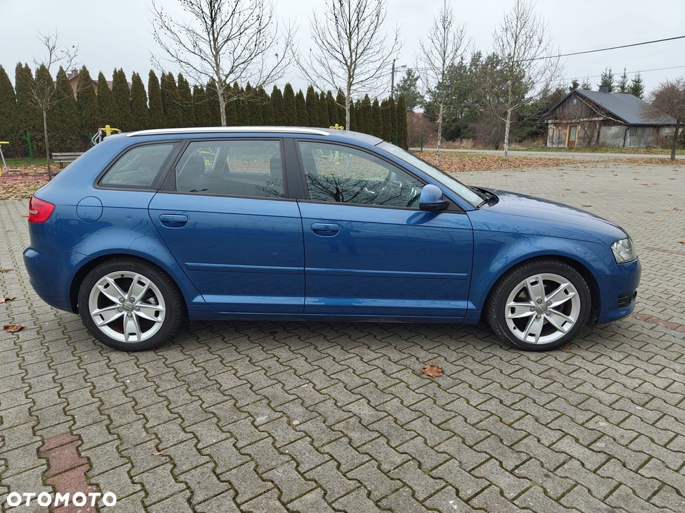 Audi A3 Sportback 2.0 TDI Ambiente - 10
