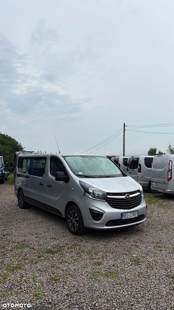 Opel Vivaro - 11