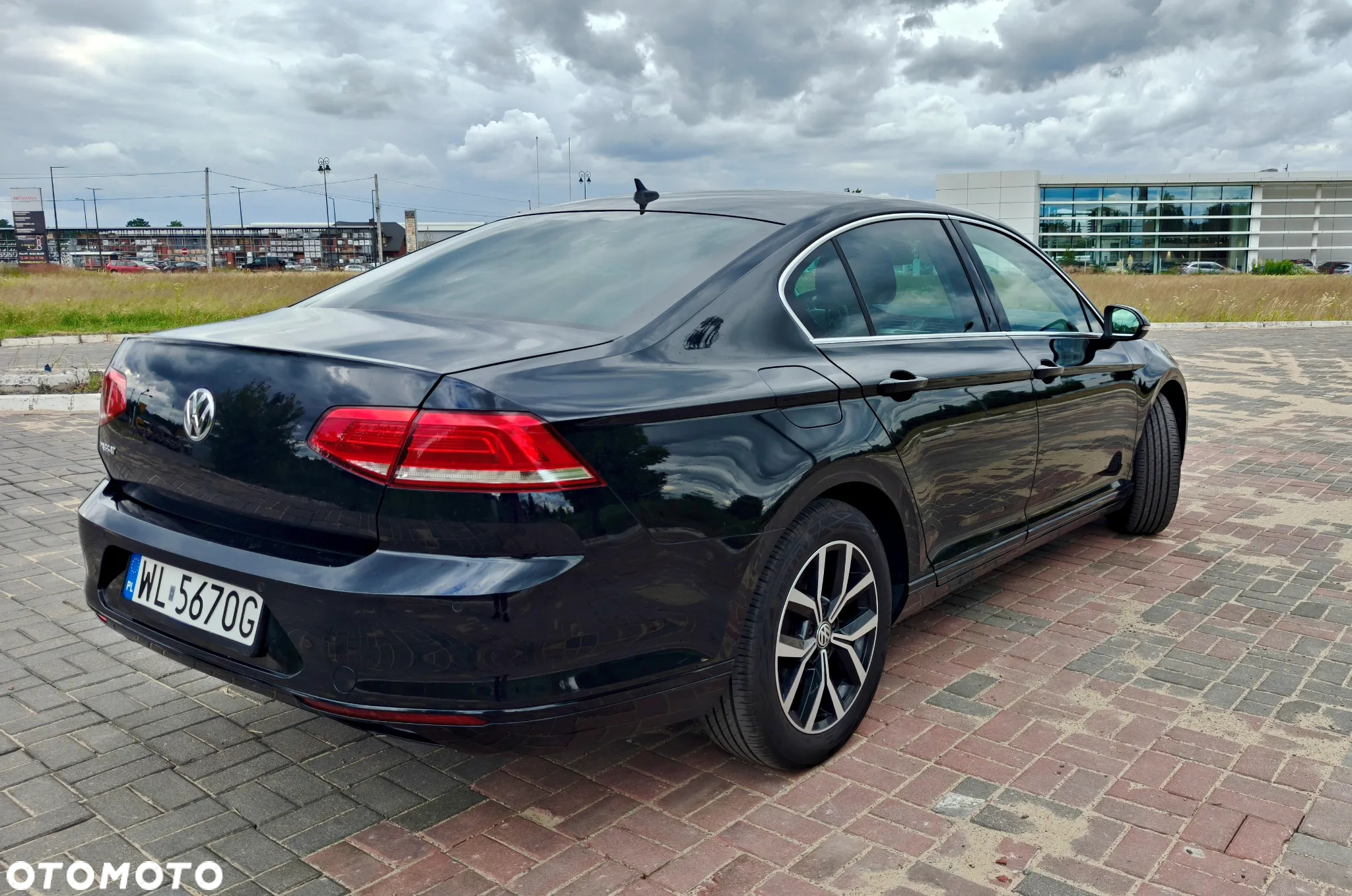 Volkswagen Passat - 5