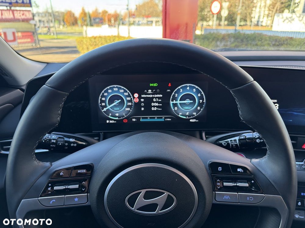 Hyundai Elantra 1.6 Smart - 14