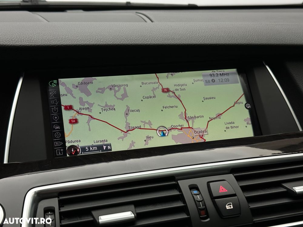 BMW Seria 5 520d - 13