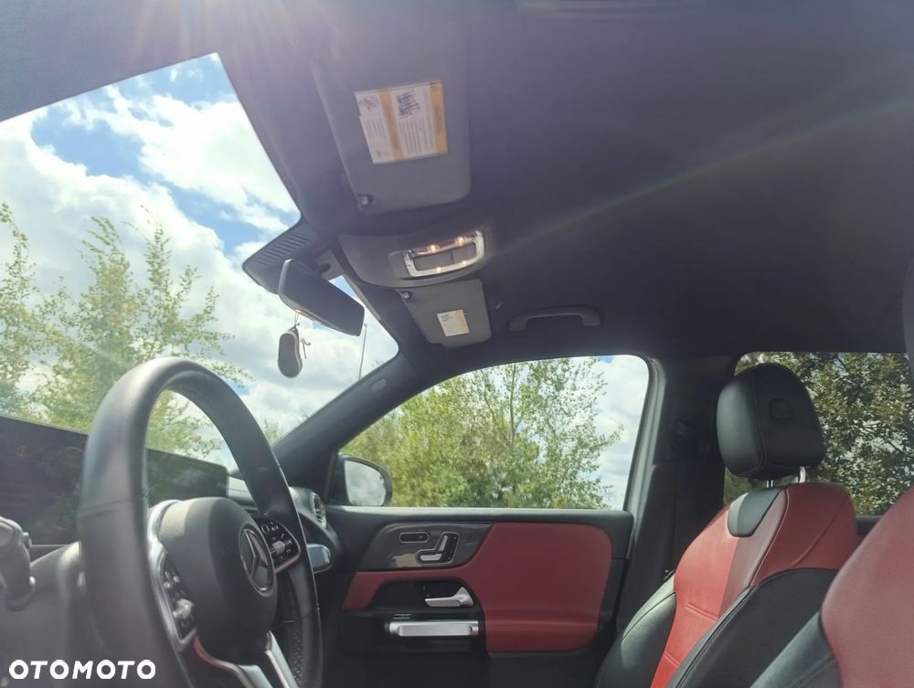 Mercedes-Benz GLB 250 8G-DCT AMG Line - 14