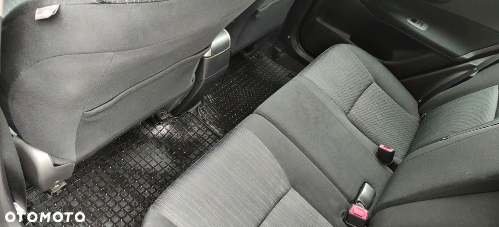 Toyota Auris 1.6 MultiMode Executive - 11