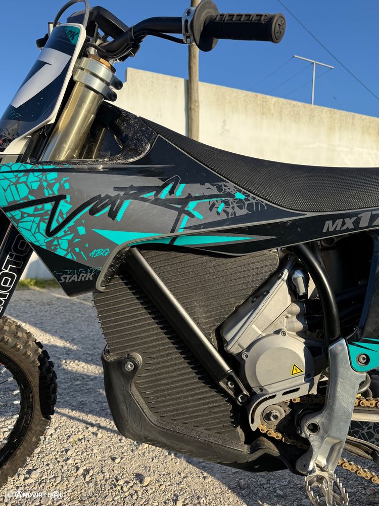 Outra não listada Outra - 12