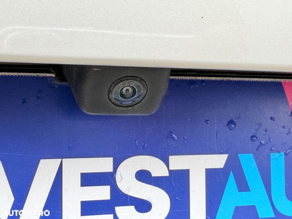 DS Automobiles DS 7 Crossback 1.6 PHeV AWD 300 EAT8 PERFORMANCE LINE + - 38