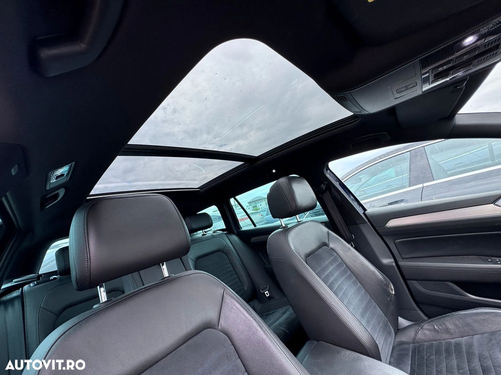 Volkswagen Passat 1.6 TDI SCR DSG Conceptline - 11