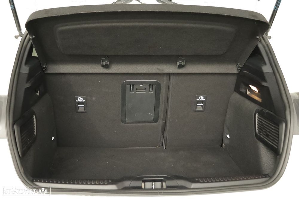 Ford Focus 1.0 EcoBoost MHEV ST-Line X Aut. - 22