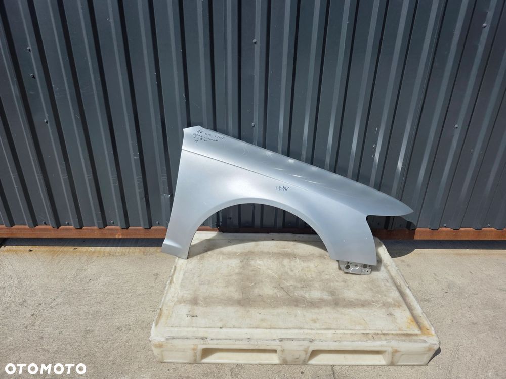 BŁOTNIK PRAWY PRZÓD AUDI A6 C6 LIFT LX7W 2008-2011 ! *2