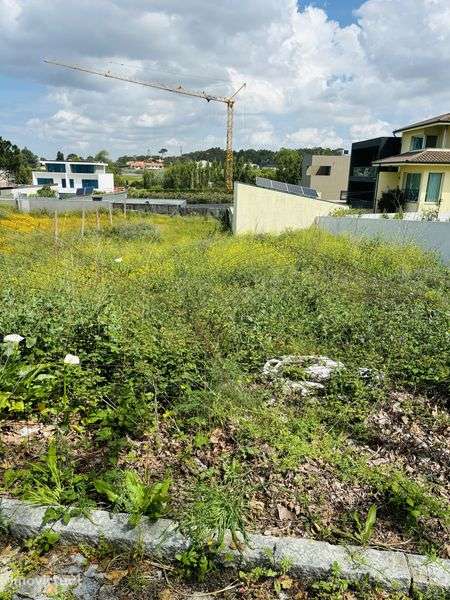 Terreno em Francelos - Grande imagem: 3/4