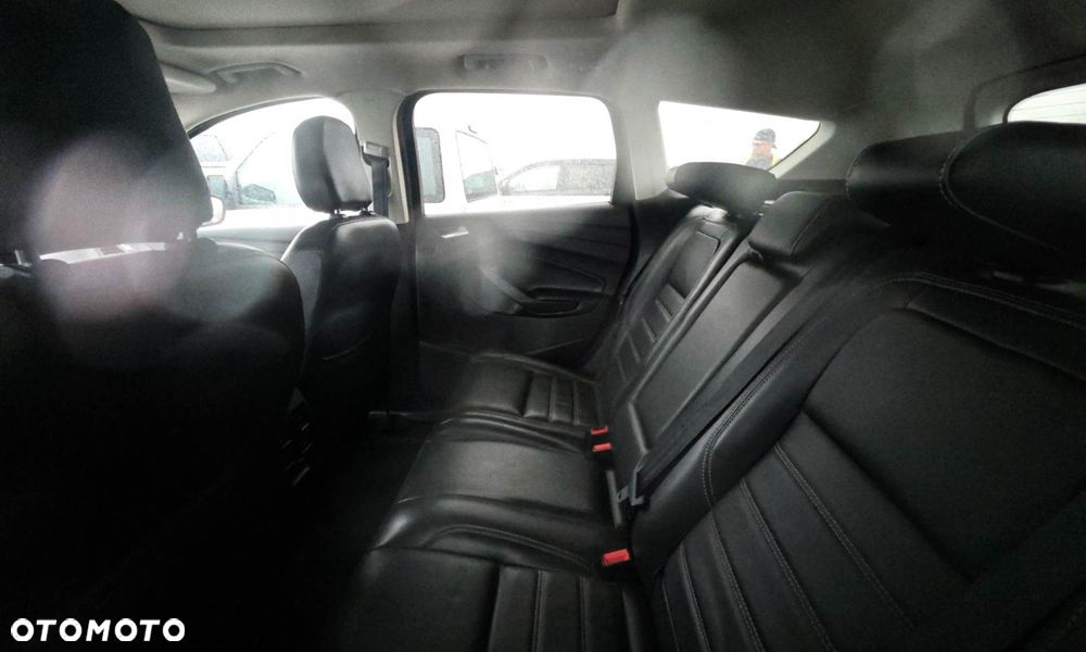 Ford Escape 2.0 EcoBoost AWD Titanium - 13