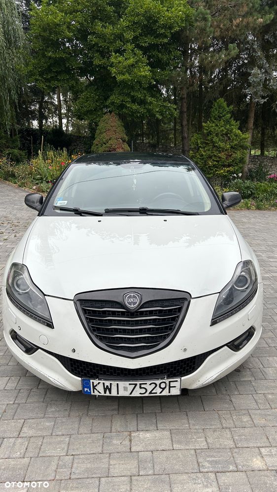 Lancia Delta 2013 photo 2