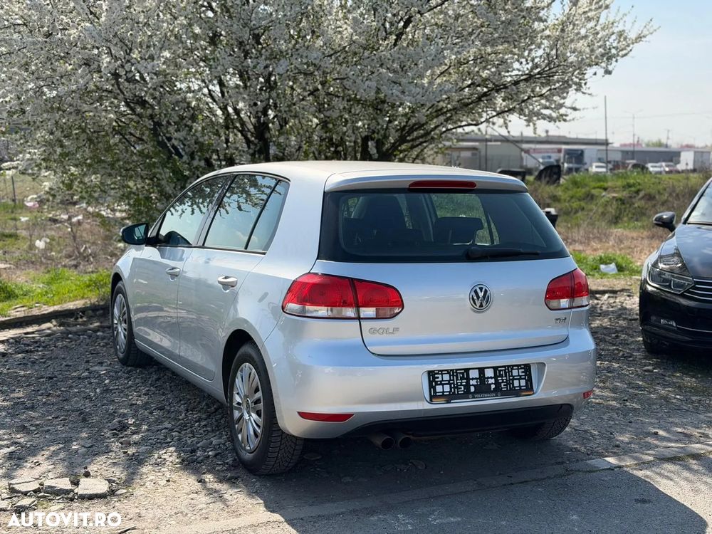 Volkswagen Golf 2.0 TDI DPF Edition - 4