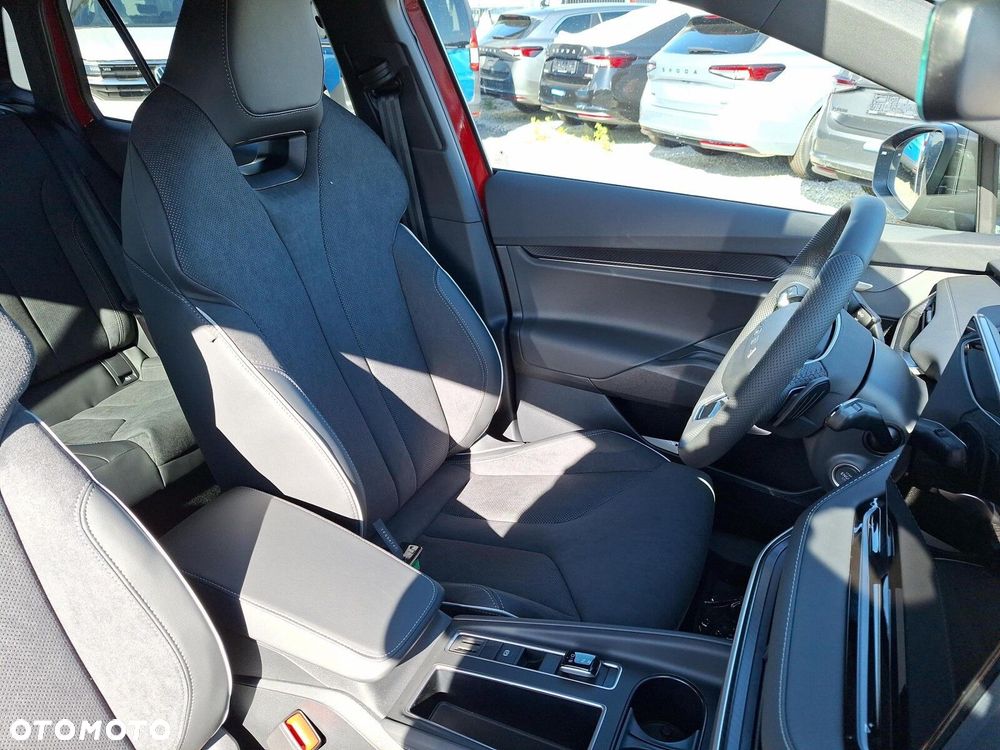 Skoda Elroq 60 63kWh Sportline - 32