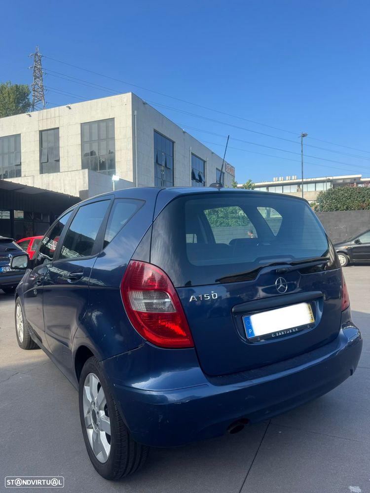 Mercedes-Benz A 150 Classic Automatic - 11