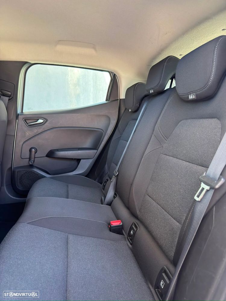 Renault Clio - 13