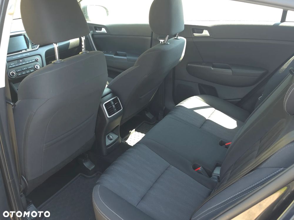 Kia Sportage 1.6 GDI L 2WD - 9